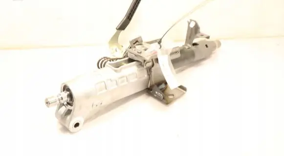 Steering wheel axle set