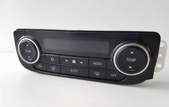 Mitsubishi Outlander Climate control unit 7820A465XA CAB502A039D YRL000112