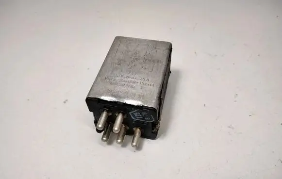 Mercedes-Benz W123 Other relay 1078200116 41020284 155431