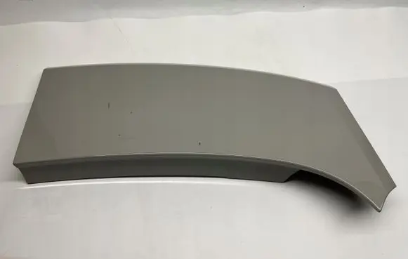 Tailgate/trunk spoiler