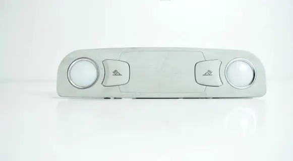 Audi A6 S6 C6 4F Rear seat light 4L0947111B