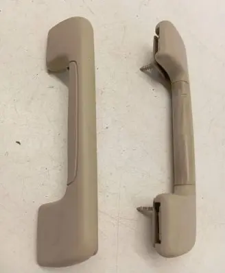 Cadillac SRX Front interior roof grab handle