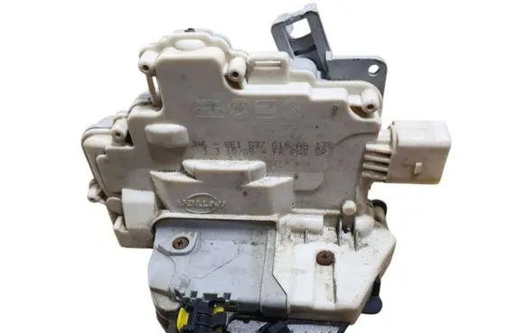 Audi A4 S4 B7 8E 8H Front door lock 8E1837016AA