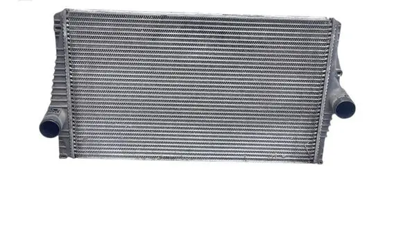 Volvo XC90 Intercooler radiator 30748808