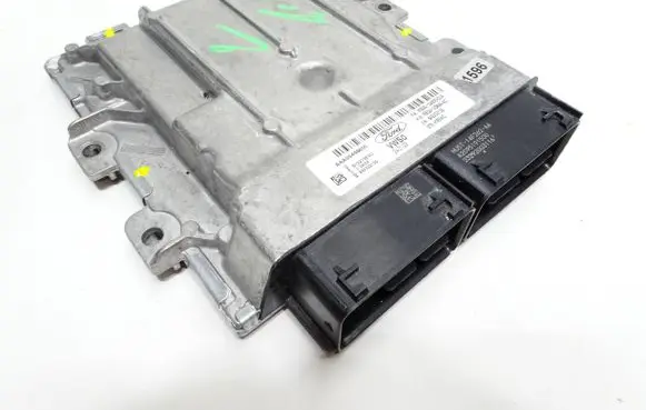 Ford Ranger Engine control unit/module ECU MB3G12A650DJA JB3A12B684AC 842332135
