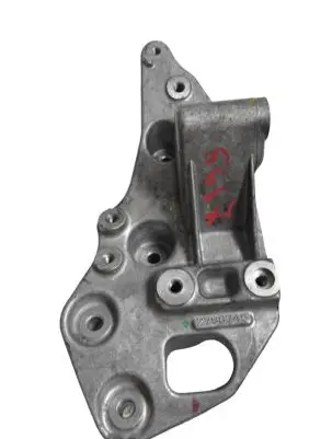 Maserati Ghibli Engine mounting bracket 2788745