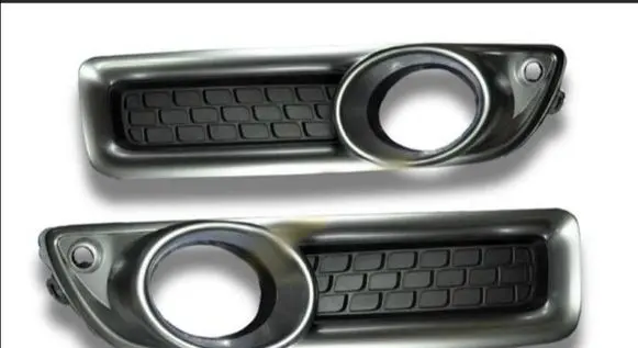 Volvo V70 Front bumper lower grill 30756580