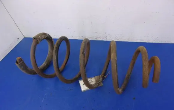 Renault 25 Front coil spring