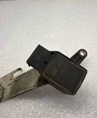 BMW 7 E65 E66 Headlight/headlamp level sensor 1093697