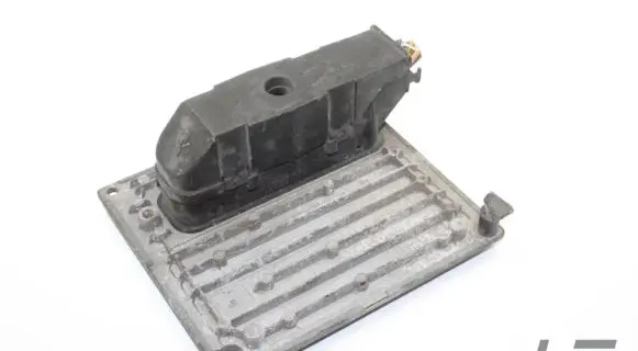 Ford Fiesta Engine control unit/module 6S6112A650FH