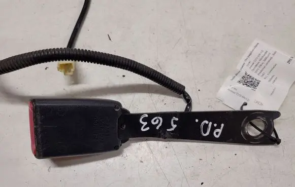 Toyota Avensis T270 Front seatbelt buckle 09036 E034501