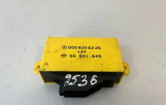Mercedes-Benz Vito Viano W638 Seat control module 0008206226 SG601645