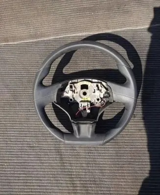Citroen DS3 Steering wheel 9638000777