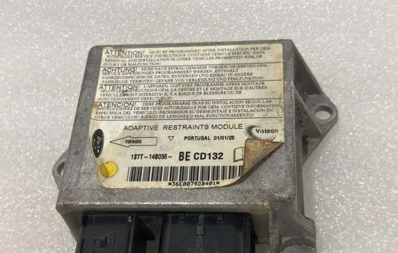 Ford Mondeo Mk III Airbag control unit/module 1S7T14B056 BECD132 36E0079DB401