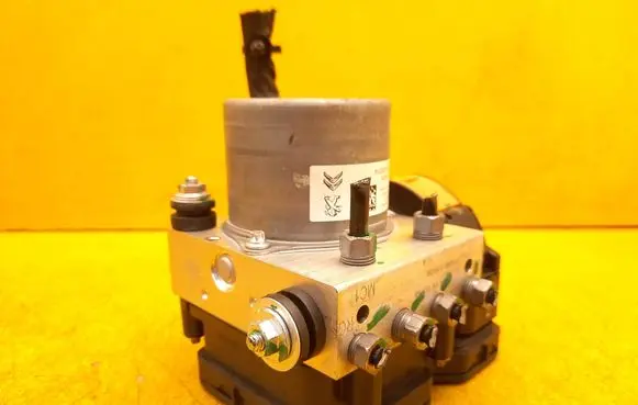 Citroen Berlingo ABS Pump 9841402580