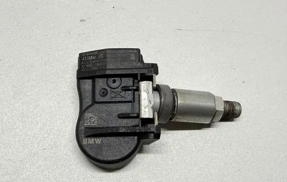 BMW 3 F30 F35 F31 Tire pressure sensor 6855539
