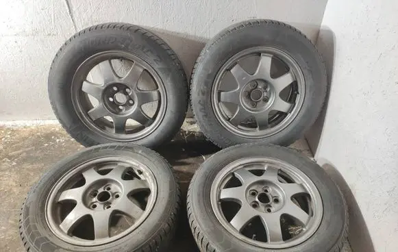 Toyota Prius (XW50) R16 alloy rim 