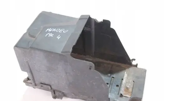 Ford Mondeo MK IV Battery box tray XXX