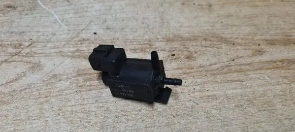Volvo XC90 Turbo solenoid valve 30611668