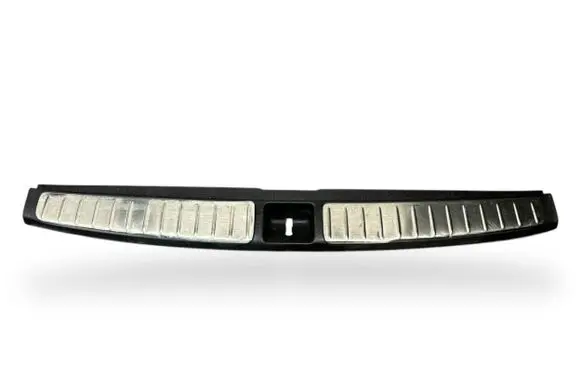 Subaru Outback Trunk/boot sill cover protection 95073AG010