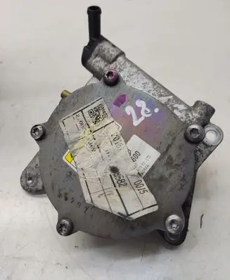 Hyundai Tucson TL Vacuum pump 288102F600