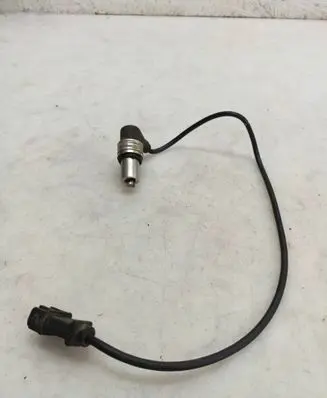 BMW 3 E36 Camshaft speed sensor 12472199