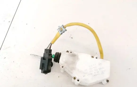 Seat Alhambra (Mk1) Central locking motor 7M0959775C 95VW9B241AB