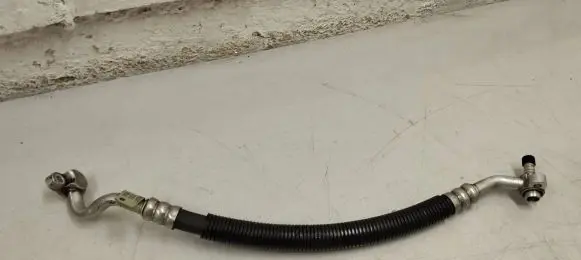 Jeep Grand Cherokee Air conditioning (A/C) pipe/hose 68161176aa