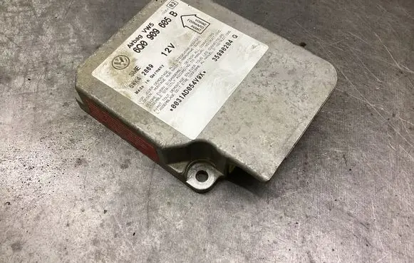 Volkswagen PASSAT B5 Airbag control unit/module 6Q0909605B 35990204G 5WK42869