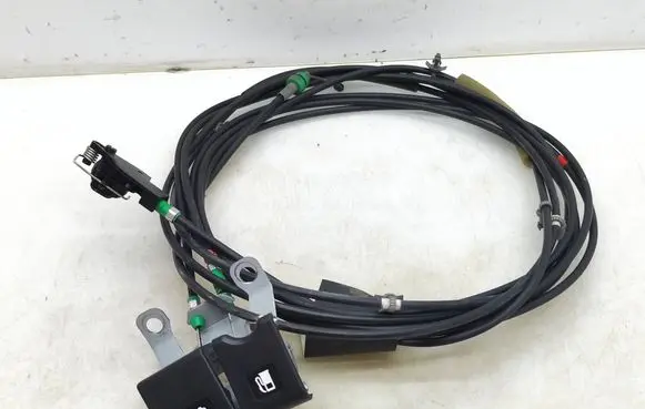Nissan Qashqai Engine bonnet (hood) release handle