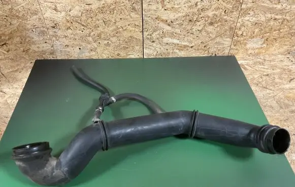 Volvo V70 Intercooler hose/pipe 30645293 7321