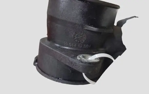 Ford C-MAX II Breather/breather pipe/hose 1051412804