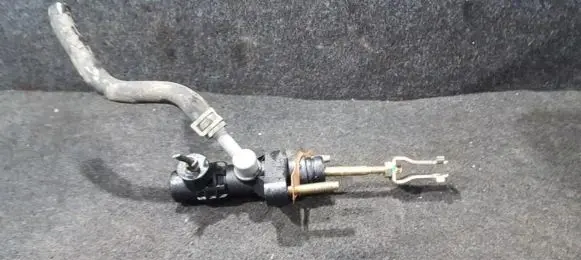 Toyota Avensis T250 Clutch master cylinder