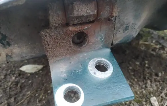 Citroen Xsara Front door upper hinge