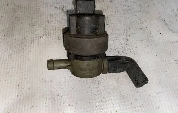 Mercedes-Benz CLK A208 C208 Turbo solenoid valve 0004701693 A0004701693