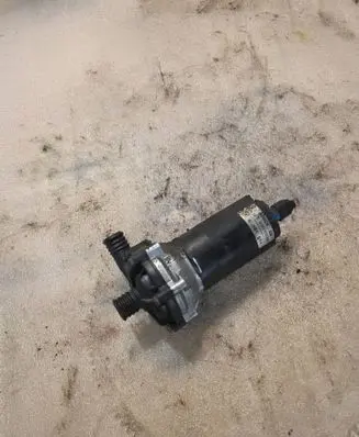 Audi A8 S8 D2 4D Electric auxiliary coolant/water pump 0392022000 8391554