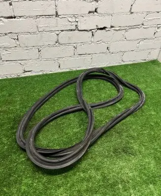 Front door rubber seal