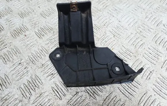Audi TT Mk1 Rear bumper mounting bracket 8N0807483A 8N0807483