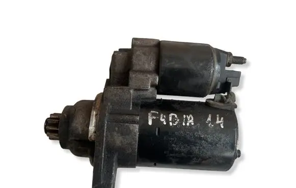 Skoda Fabia Mk1 (6Y) Starter motor 1005831281