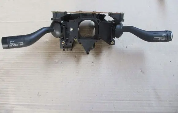 Volkswagen Transporter - Caravelle T1 Central console control unit 7L6953549D