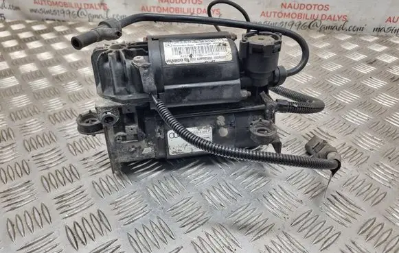 Audi A8 S8 D3 4E Air suspension compressor/pump 4E0616005F