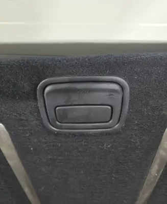 Jeep Grand Cherokee Spare wheel section trim 