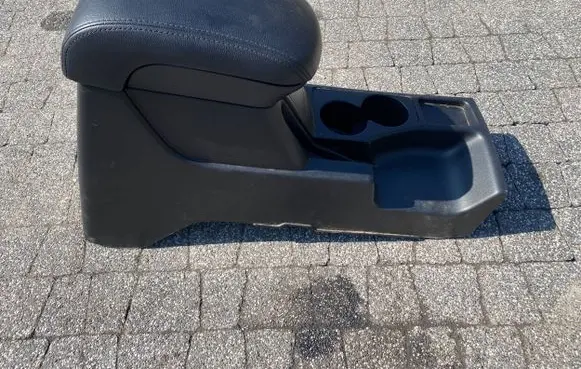 Mitsubishi L200 Armrest 8011A515ZZ 8011A516 8011A517ZZ
