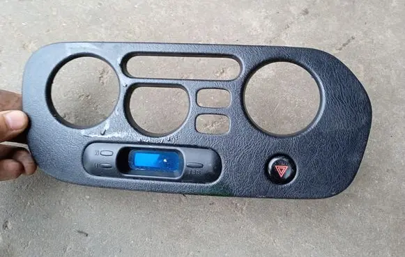 Mitsubishi Colt Screen/display/small screen