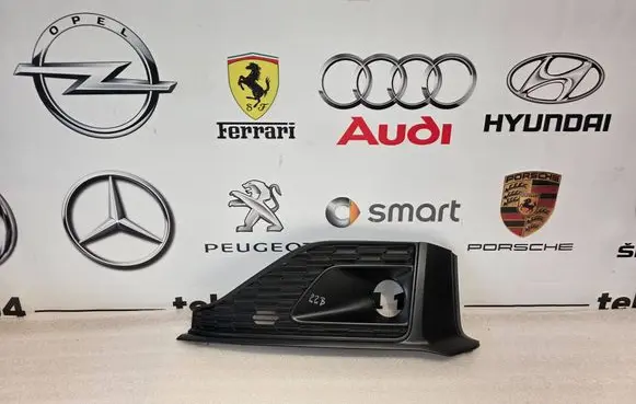 Audi A5 Front bumper lower grill 8W6807681R
