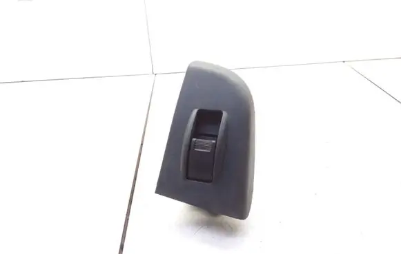 Honda Accord Electric window control switch 83795S1AE210 M18602