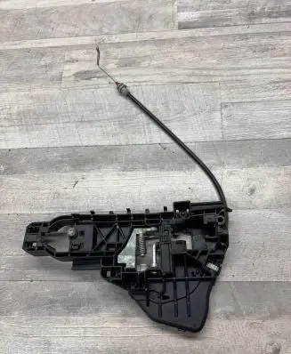 Mercedes-Benz ML W164 Rear door exterior handle/bracket 