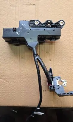 Toyota RAV 4 (XA50) Positive cable (battery) 