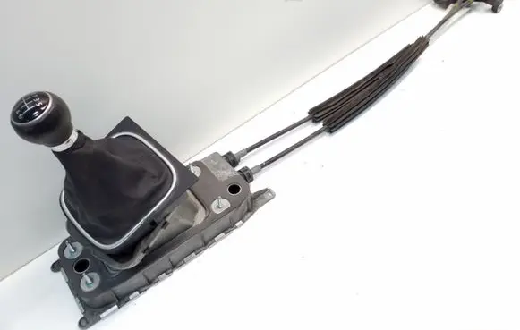 Volkswagen Jetta VI Gear shifter/selector 1K0711049CD