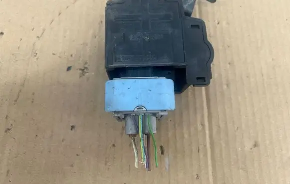 Citroen C4 SpaceTourer Glow plug pre-heat relay 9801808680